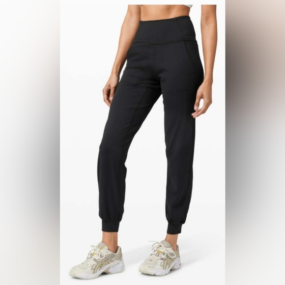 Lululemon Align Jogger Crop  High Rise Waist Pants Black Women’s size 8 - Picture 1 of 6